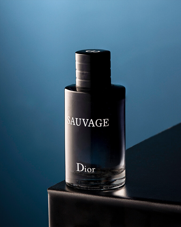 عطر وپرفیوم